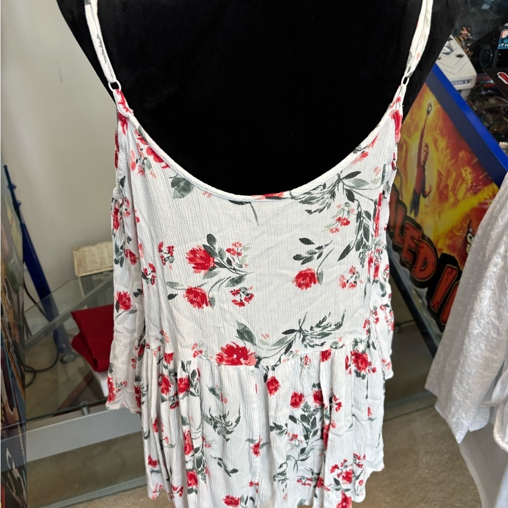 Torrid 1 Rayon Crepe Bell Sleeve Cold Shoulder Top - Picture 6 of 10